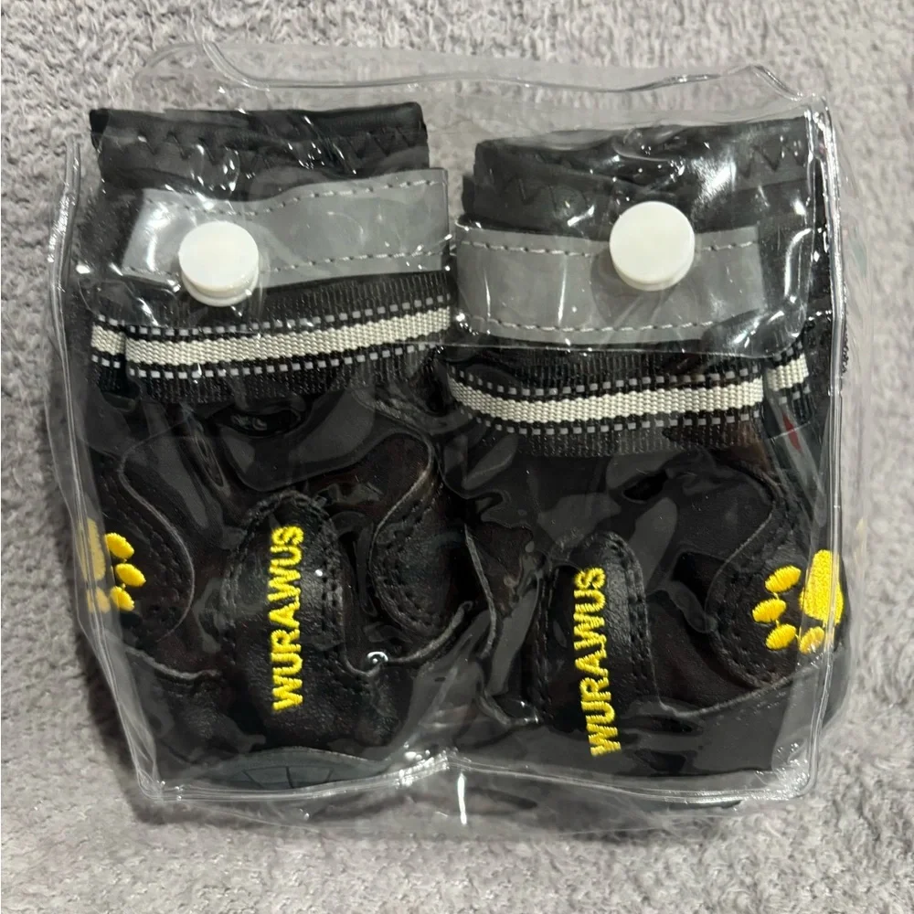 Waterproof Dog Boots with Adjustable Reflective Straps Anti-Slip Sole Black 4PCS